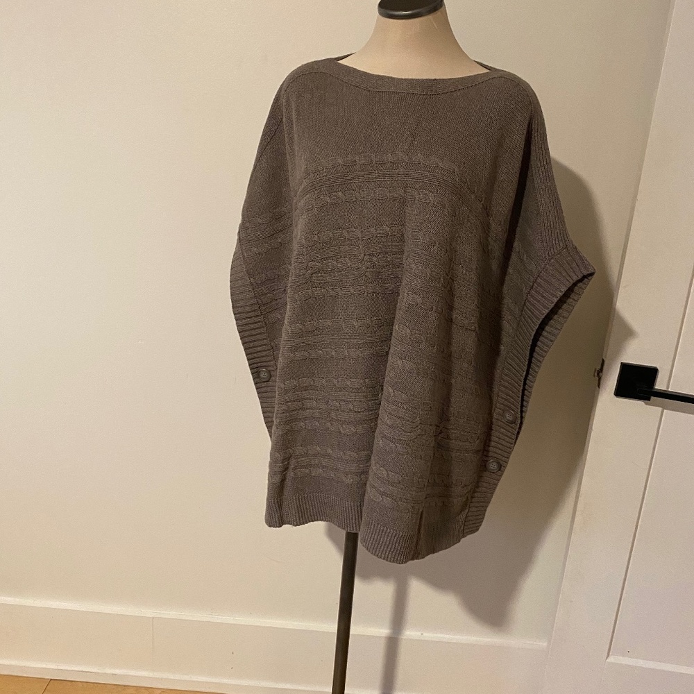 Banana Republic relaxed fit cotton/wool cape style sweater